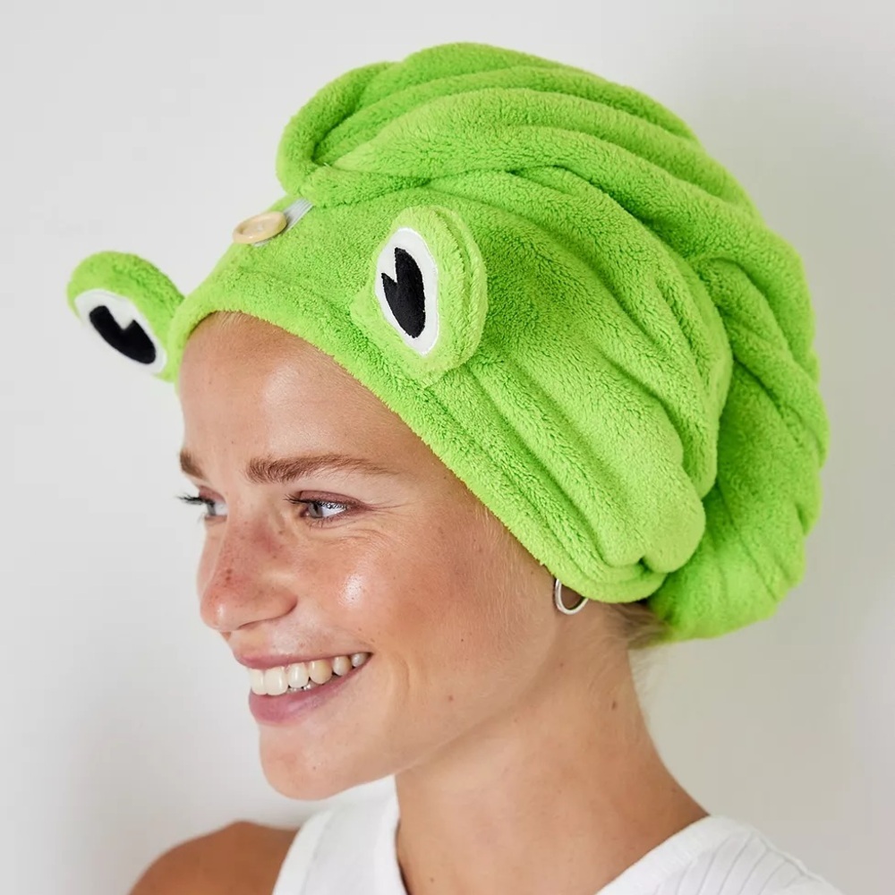 NWT Urban Outfitters Frog Hair Towel